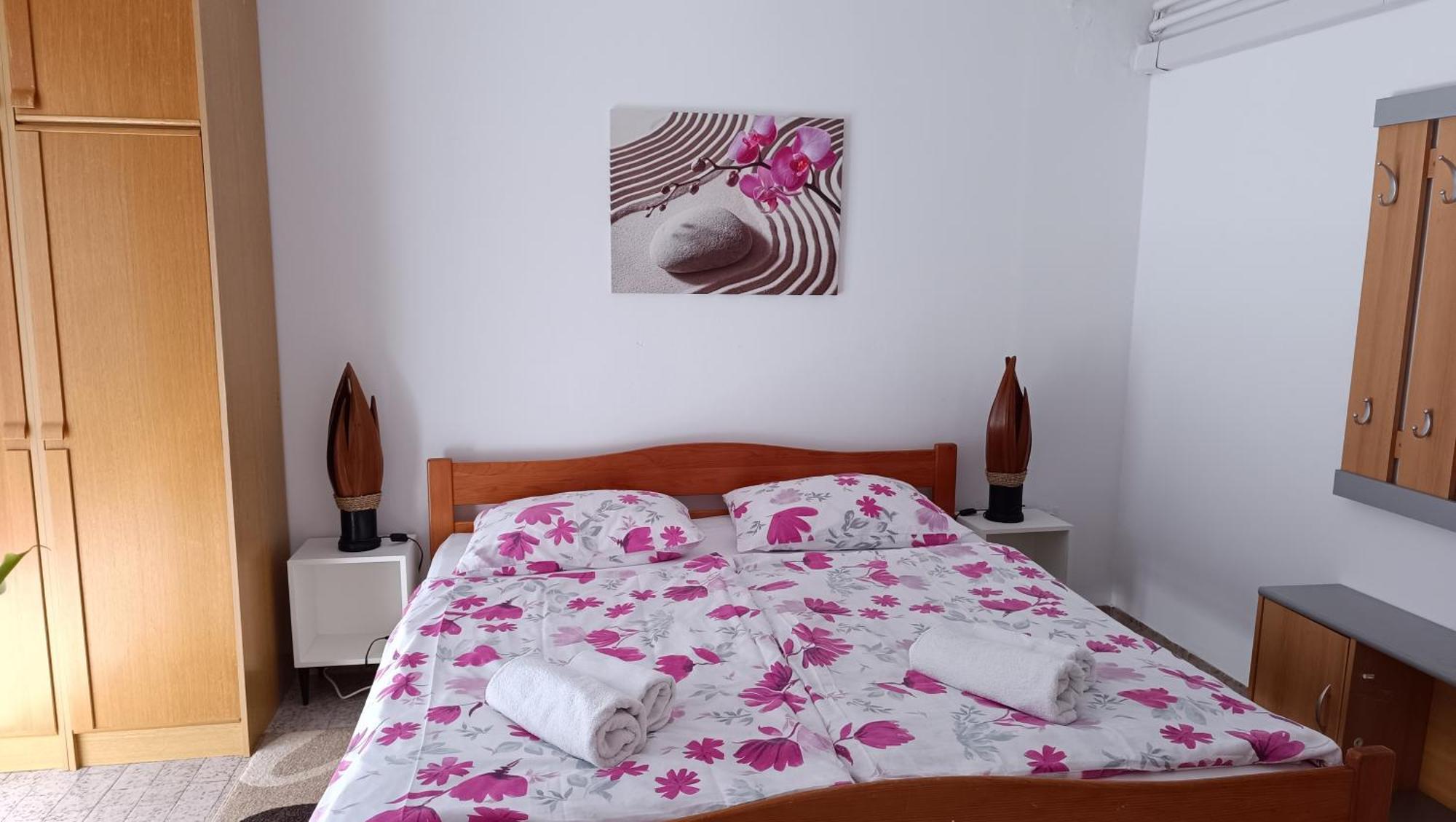 Apartments Gabriela โปเรช ภายนอก รูปภาพ