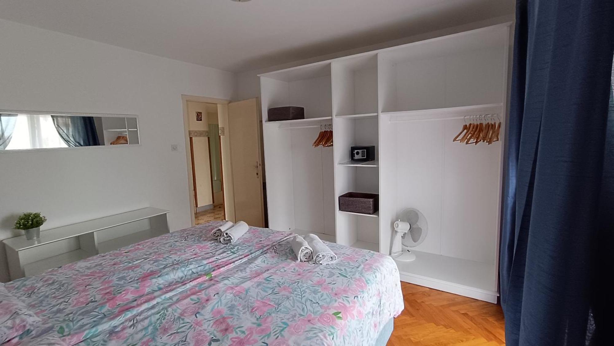 Apartments Gabriela โปเรช ภายนอก รูปภาพ