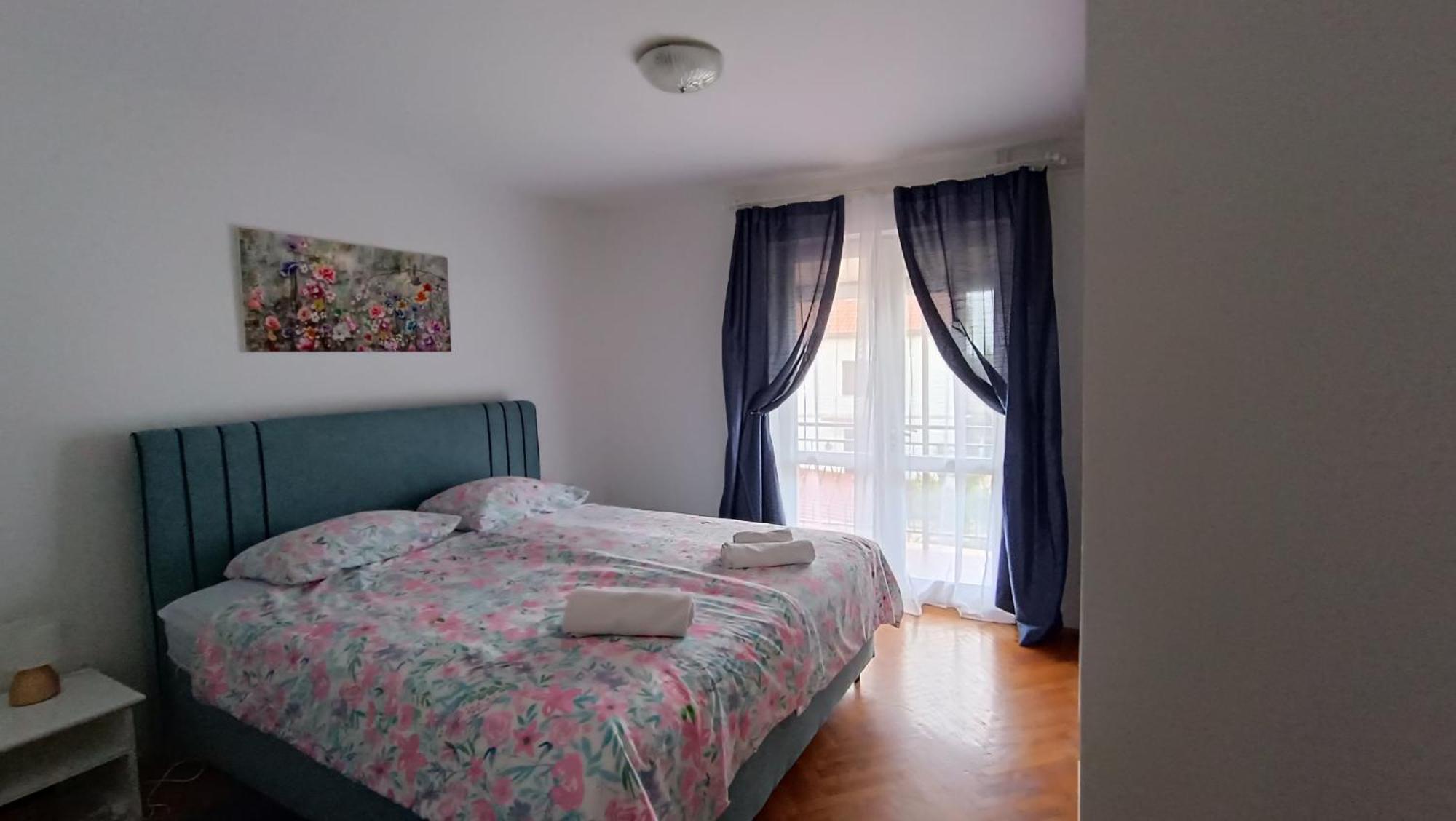 Apartments Gabriela โปเรช ภายนอก รูปภาพ